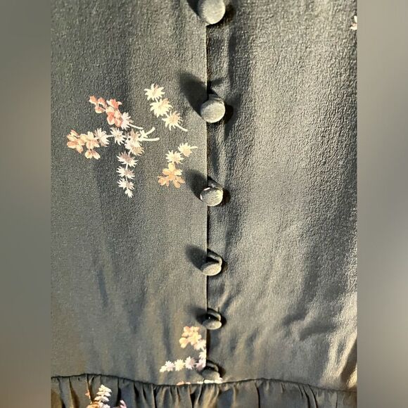 MADEWELL 100% silk dress size S beautiful slate gray with pattern, tie front,EUC - Picture 8 of 9